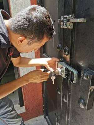 Instalación de cerraduras